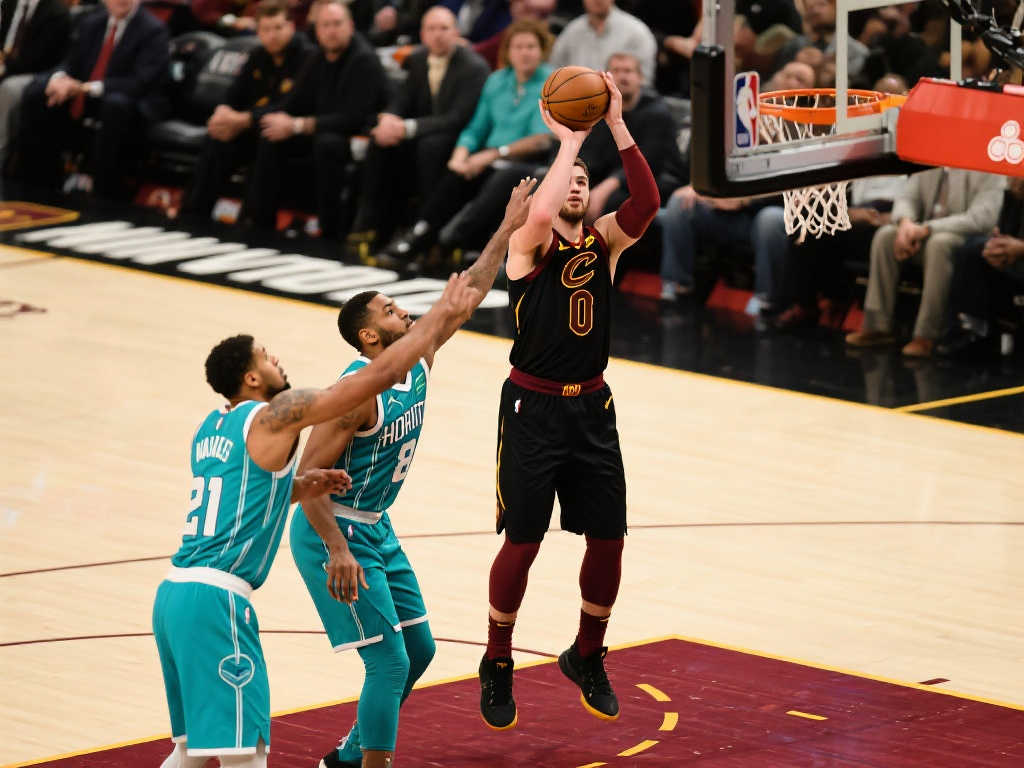 末节狂揽20罚 全场51罚!骑士险胜黄蜂豪取13连胜 末节狂揽20罚 全场51罚!骑士险胜黄蜂豪取13连胜